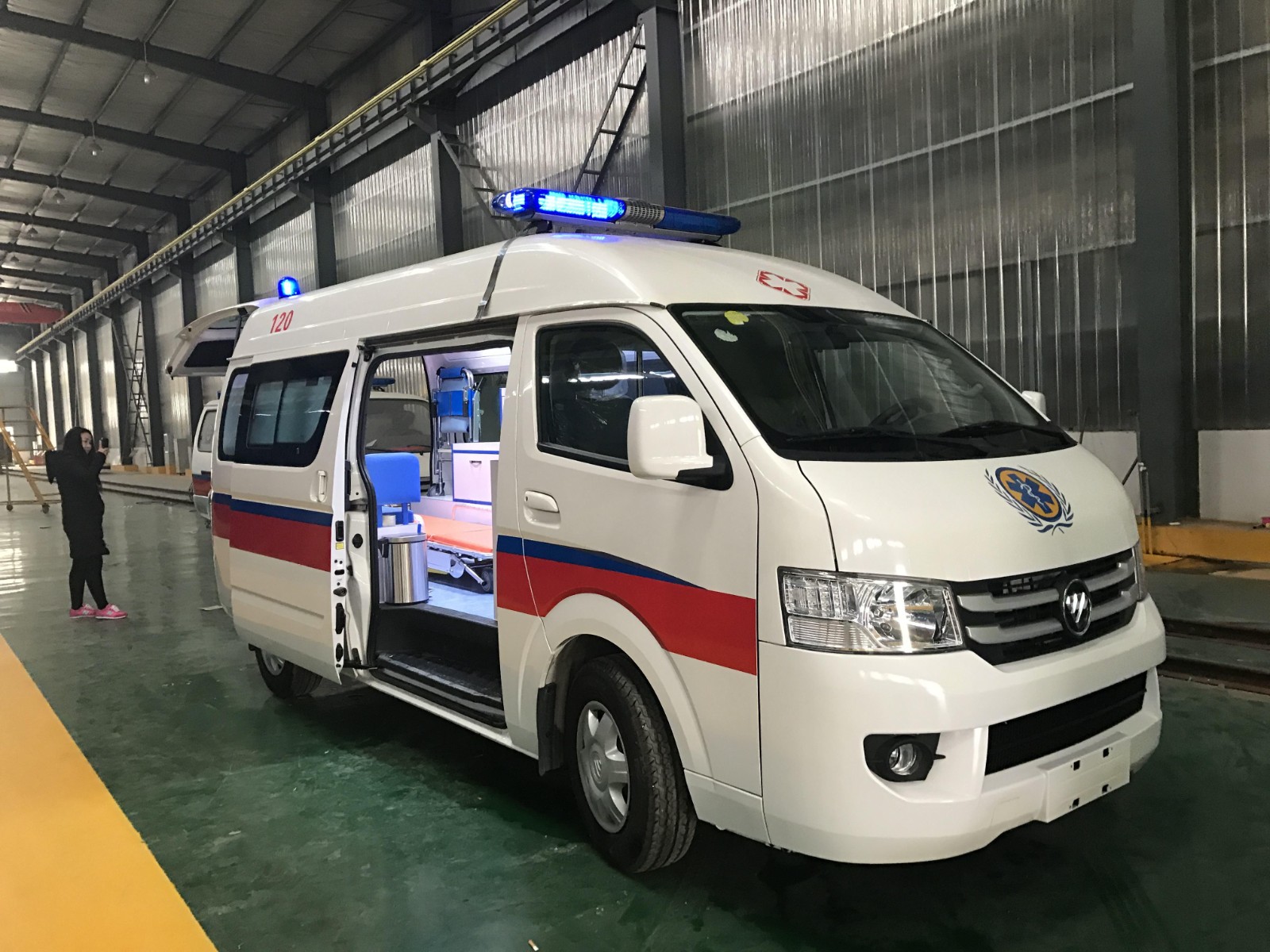 桦南县救护车转院
