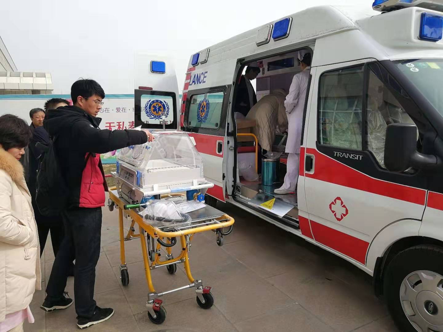 桦南县救护车转院